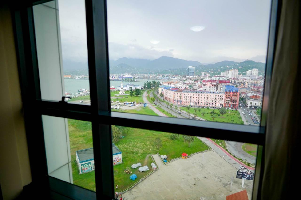 Balmaral Apart Hotel Batumi Exterior foto